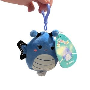 waverly the butterfly clip squishmallow 3.5”